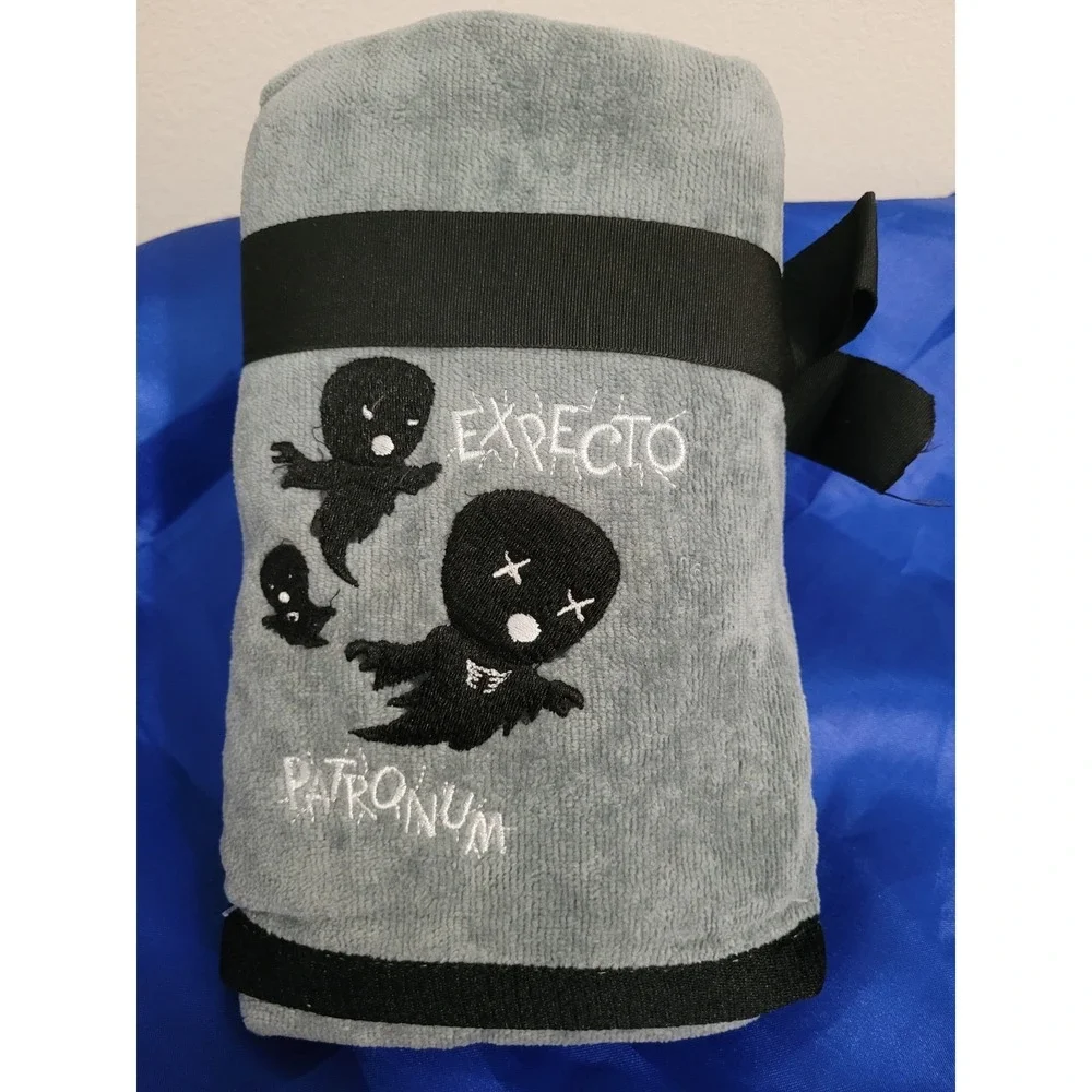Harry Potter Pack of 2 Hand Towels Wizarding World Expecto Patronus NWT